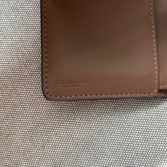 Coach Wallet - Picture 6 of 7